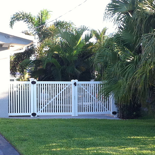 Harwich Durables Vinyl Pool Fence