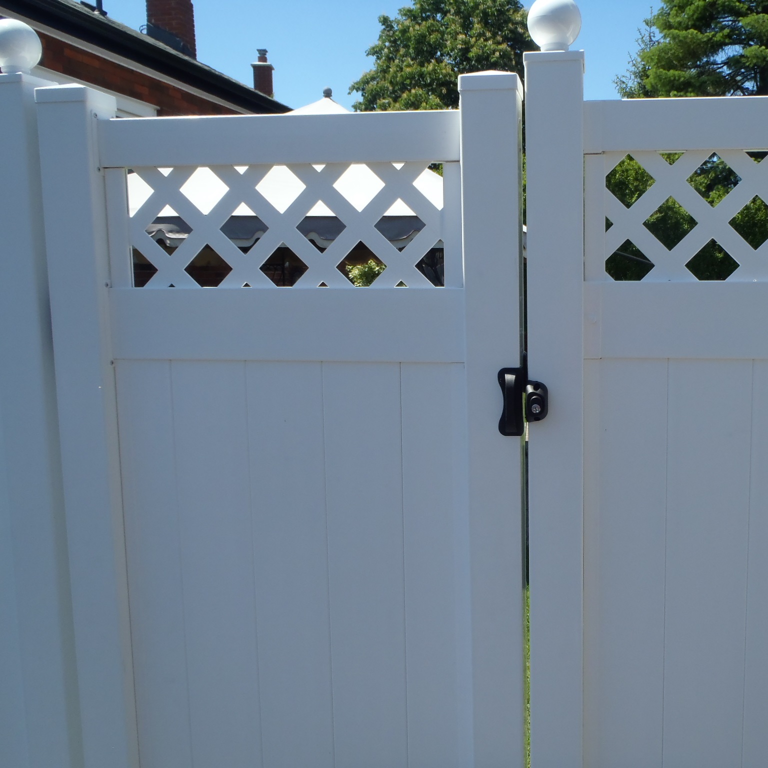 Canterbury Durables Vinyl Fence