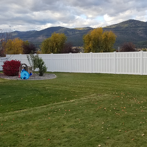 Weldon Vinyl Fencing