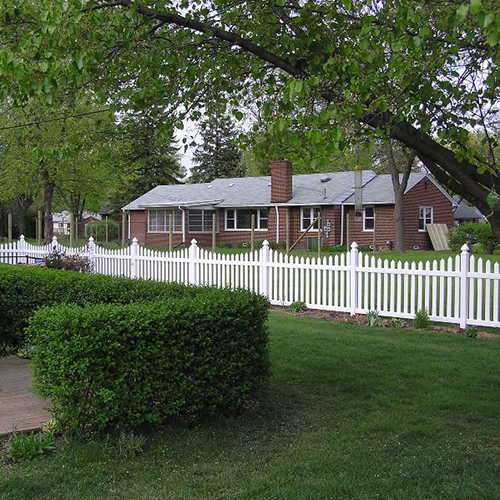 Darlington Picket Fence