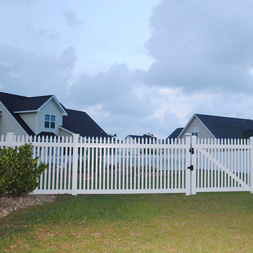 Durham Vinyl Picket Fence