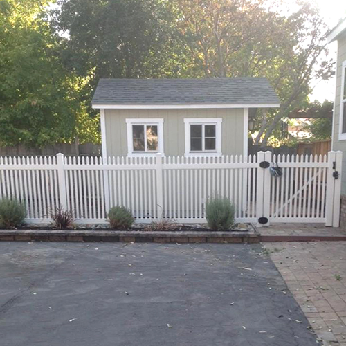 Durham Vinyl Picket Fence