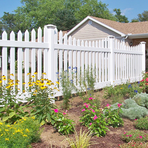 Grantham Picket Fence