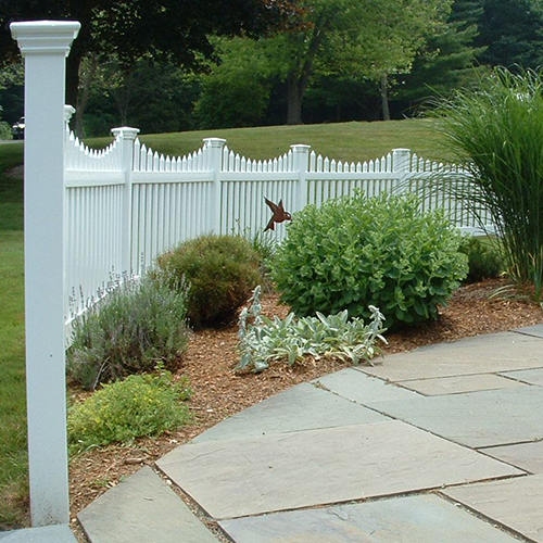 Grantham Picket Fence